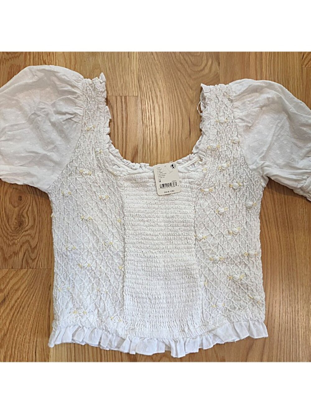 Free People NWT Boho Cecelia Cropped Smocked Embroidered Rosette Top Sz M - Picture 7 of 11